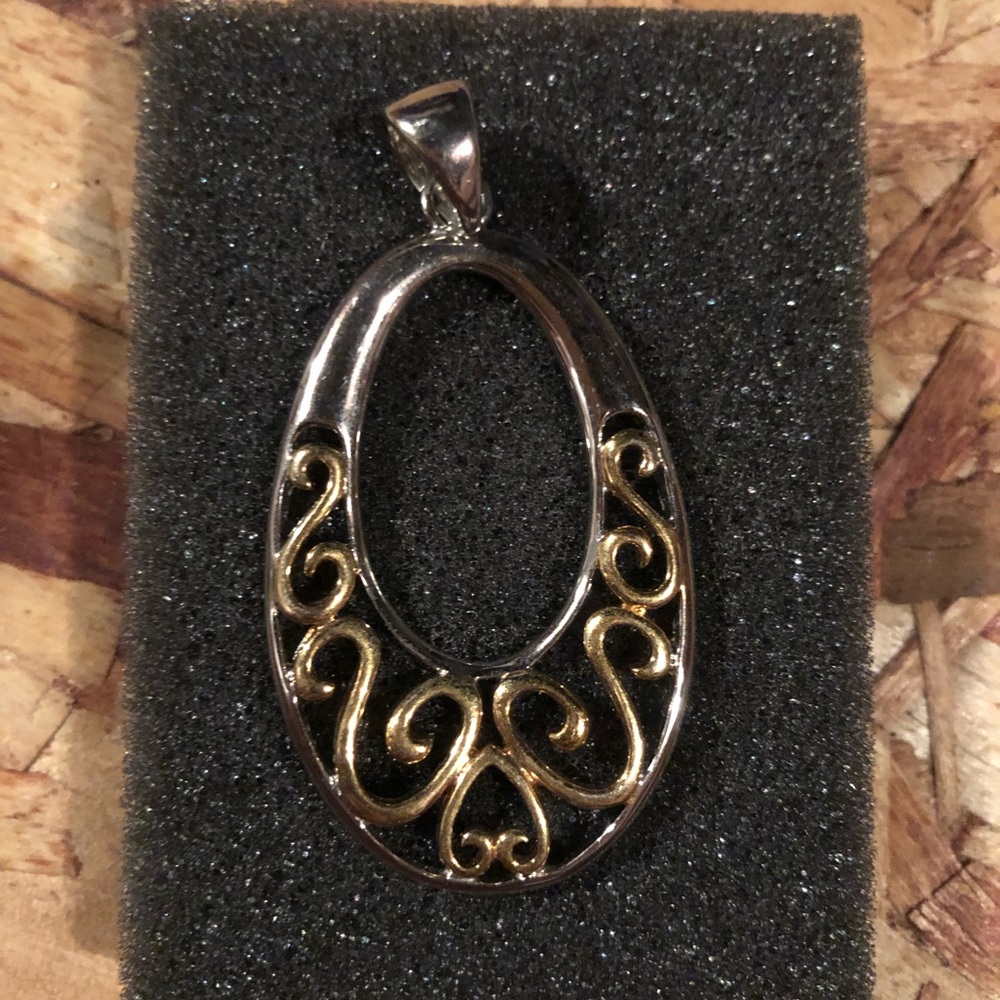 Lia Sophia pendent